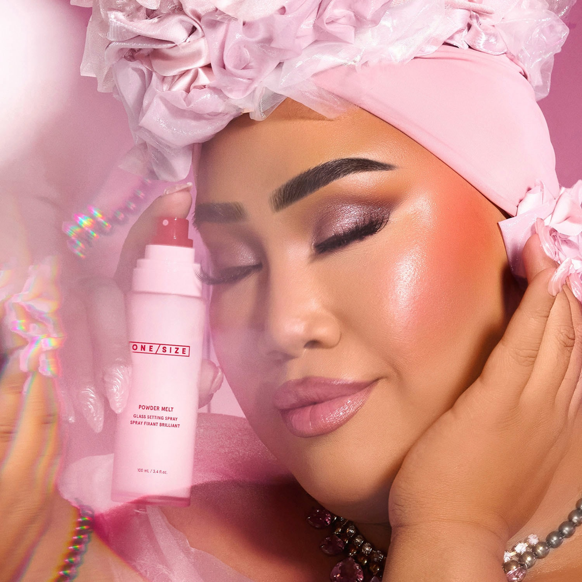 ONE/SIZE Powder Melt Glass Setting Spray
