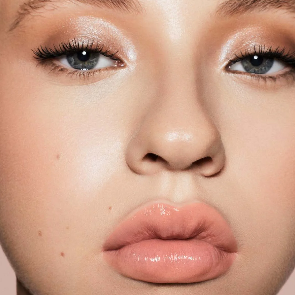 Fenty Beauty Gloss Bomb Stix High-Shine Gloss Stick - Two Lip Kiss