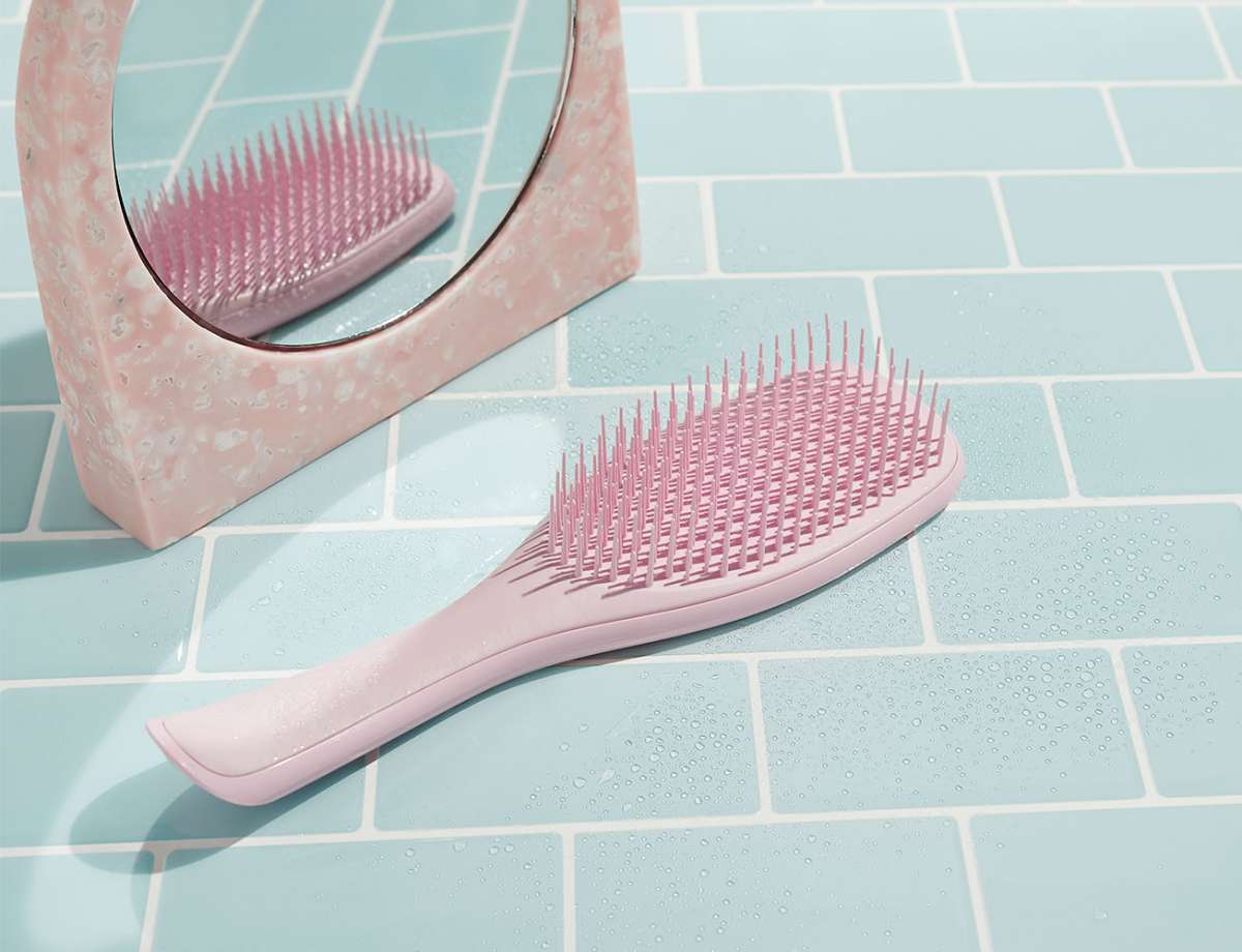 The Wet Detangler