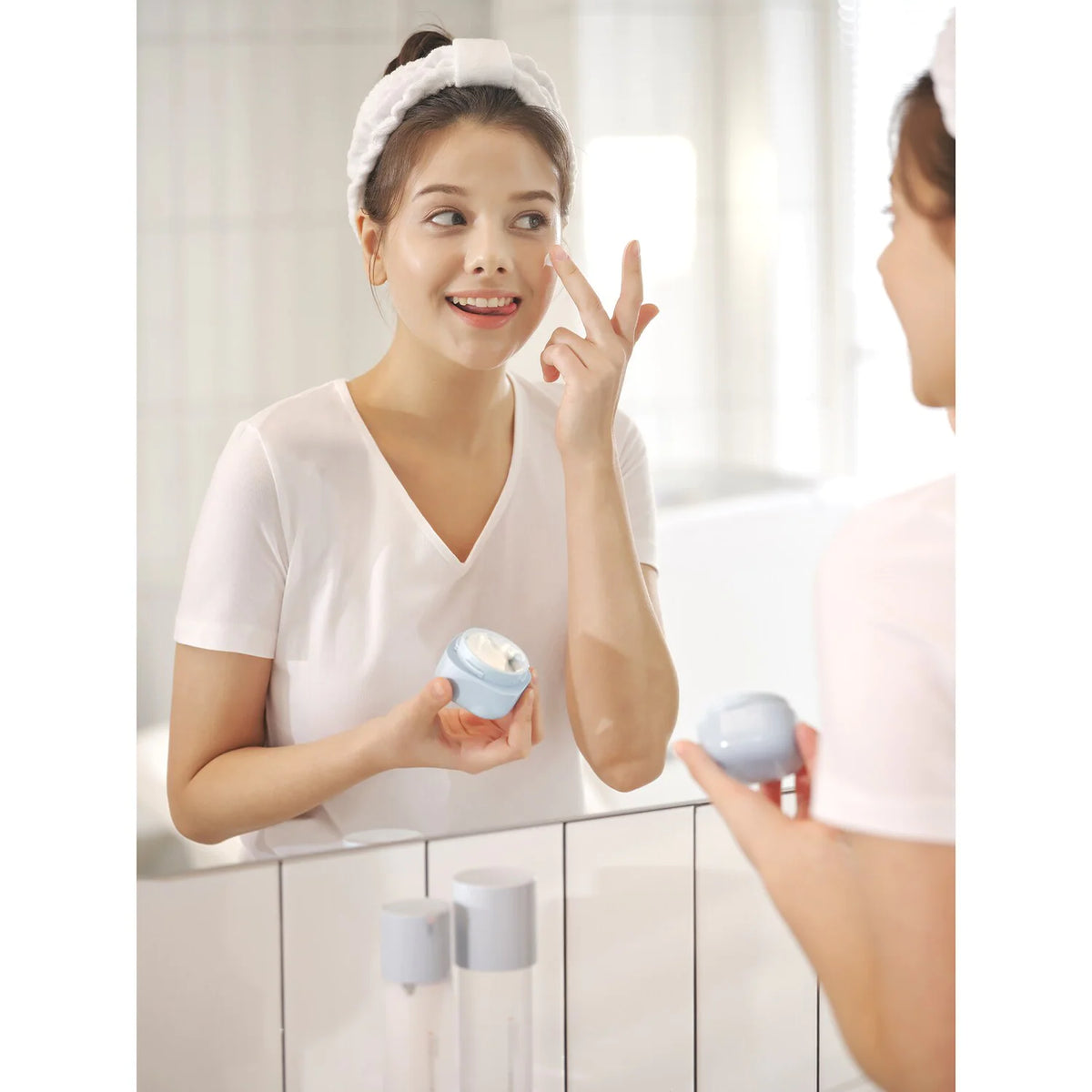 Laneige Water Bank Blue Hyaluronic Cream Moisturizer 50 ml