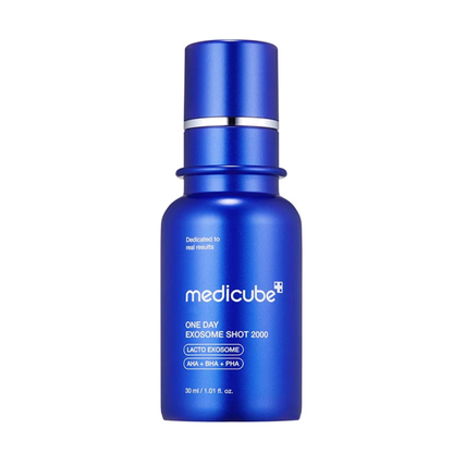Medicube One Day Exosome Shot Pore Ampoule 2000 bottle with dropper displayed on white background.