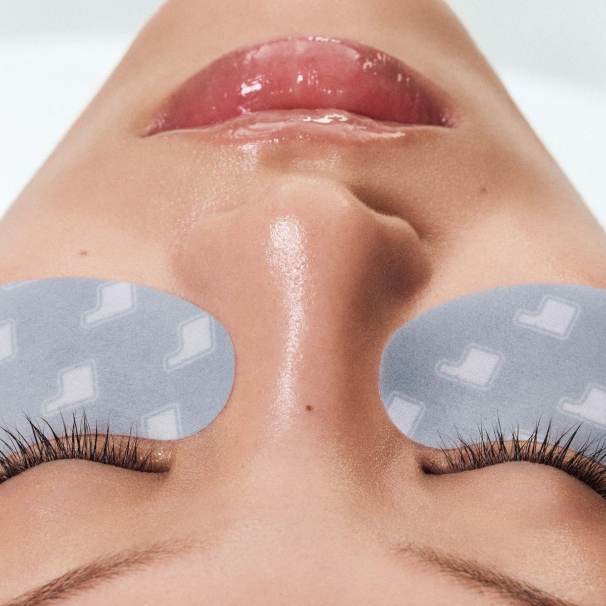 rhode Peptide Eye Prep Depuffing Eye Patches - Logo