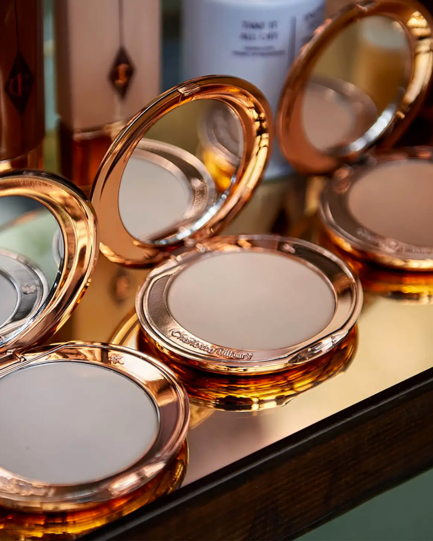 Charlotte Tilbury Airbrush Flawless Finish