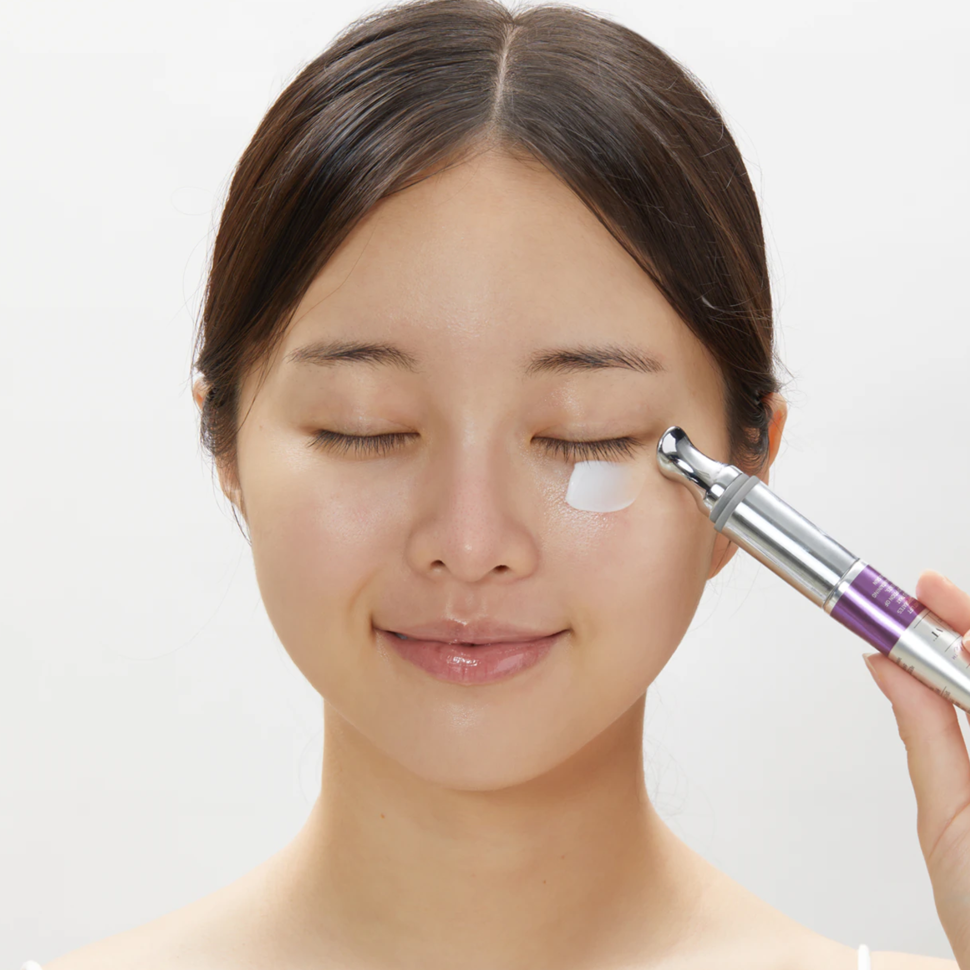 VT Cosmetics Crème lifting pour les yeux avec spicules Reedle Shot 